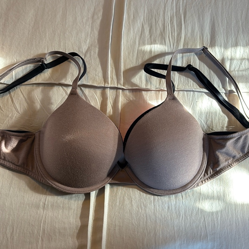 Set of Victoria Secrets Pink T-Shirt Bras
